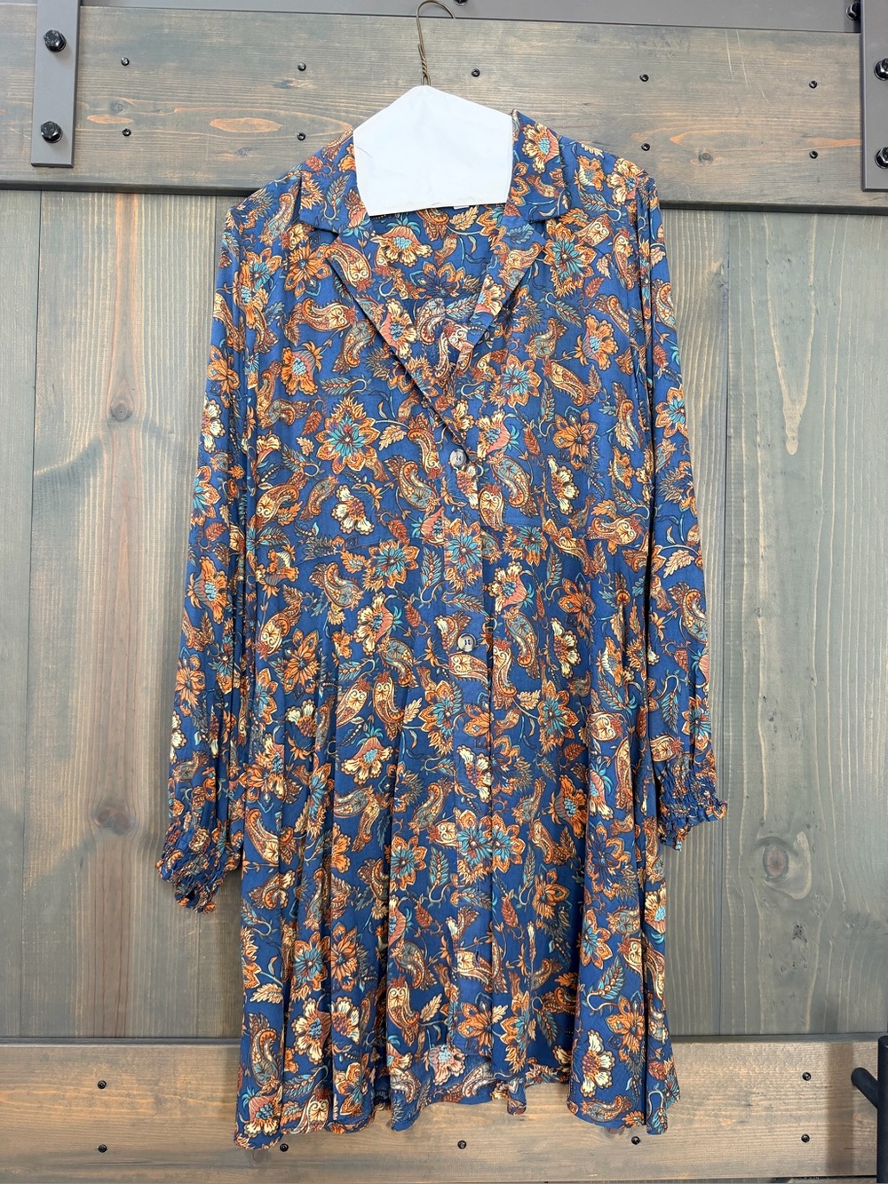 NATURAL LIFE Blue and Rust Paisley Floral Button-Front Long Sleeve Dress. Size M